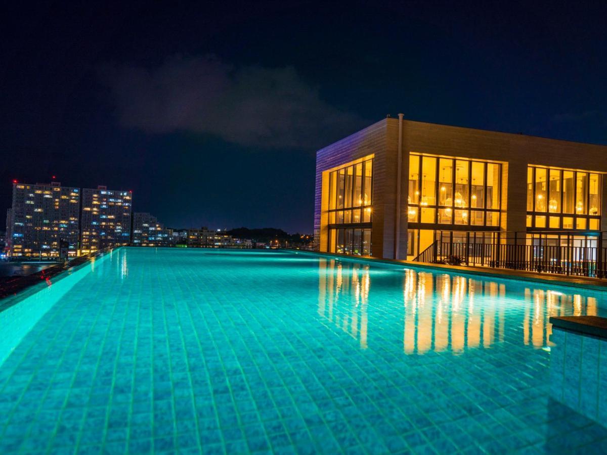Mb Gallery Chatan By The Terrace Hotels Exteriér fotografie